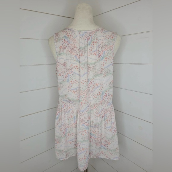 LOFT Outlet Sleeveless Floral Peplum Blouse Women’s Size M Keyhole Neck - Picture 3 of 6